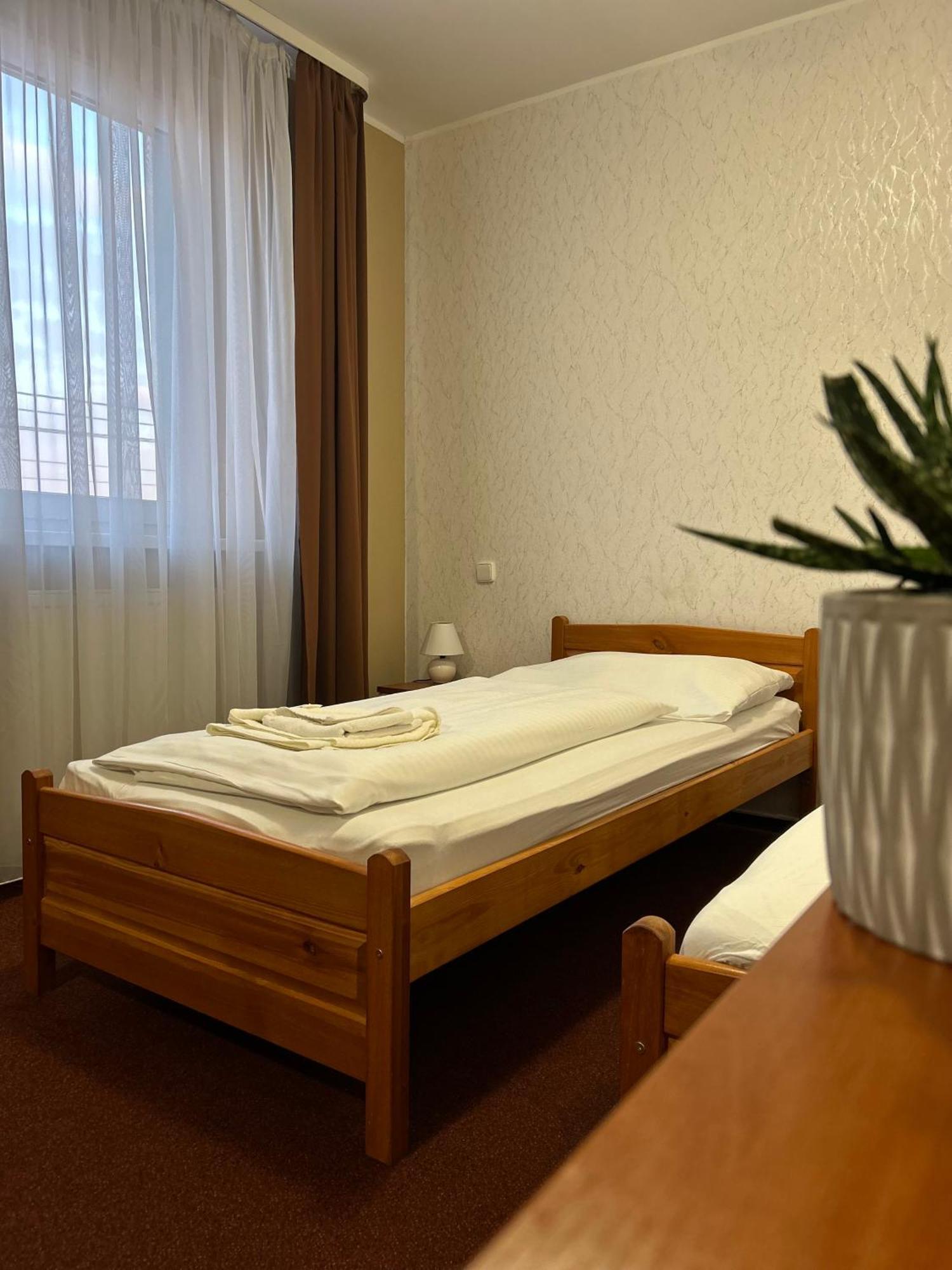 Hotel 21 Bratislava Ngoại thất bức ảnh