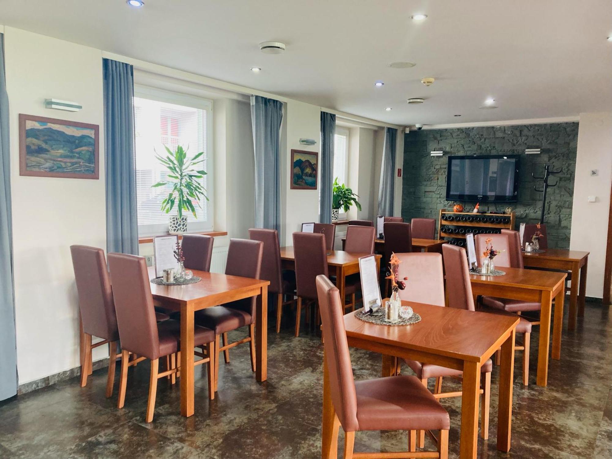 Hotel 21 Bratislava Ngoại thất bức ảnh