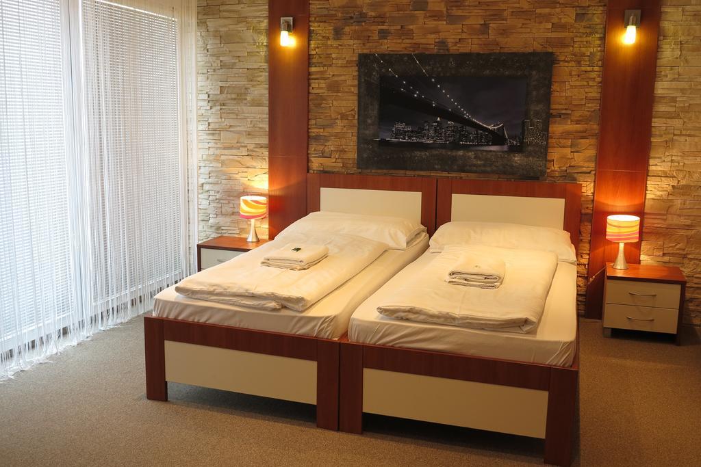 Hotel 21 Bratislava Ngoại thất bức ảnh